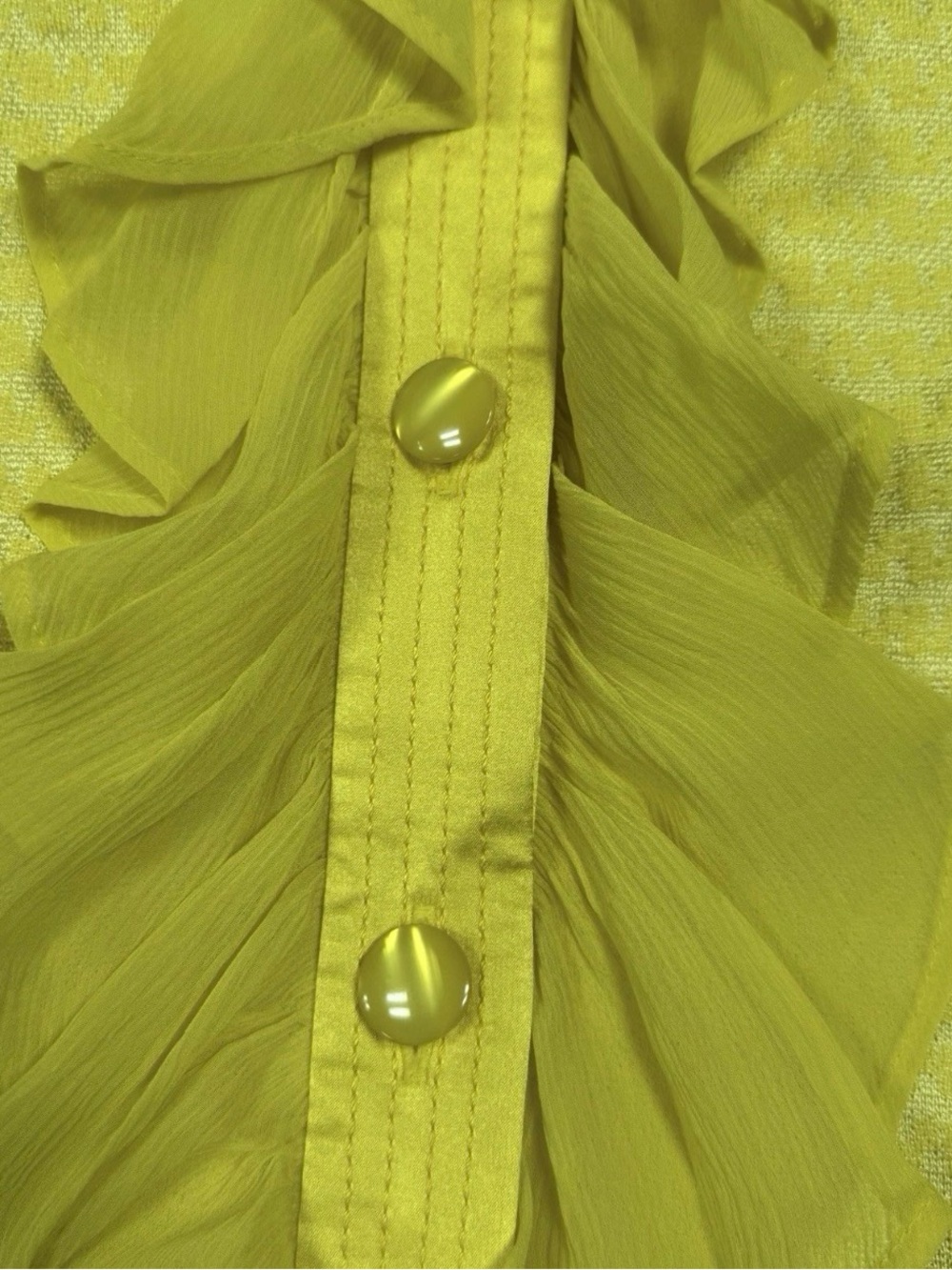 ST. JOHN Silk Wmns Yellow Blouse With Skirt Set READ Measurments - Picture 8 of 16